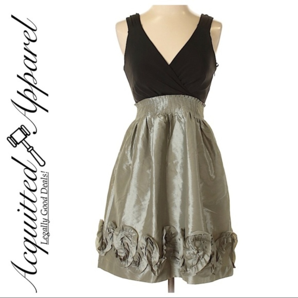 Max & Cleo Black & Gold V Neck Dress Ruffle